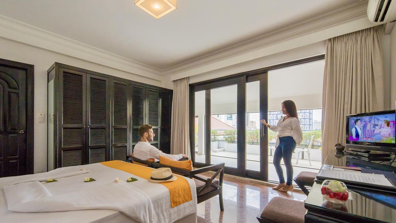 White Mansion 白色公馆 Phnom Penh
