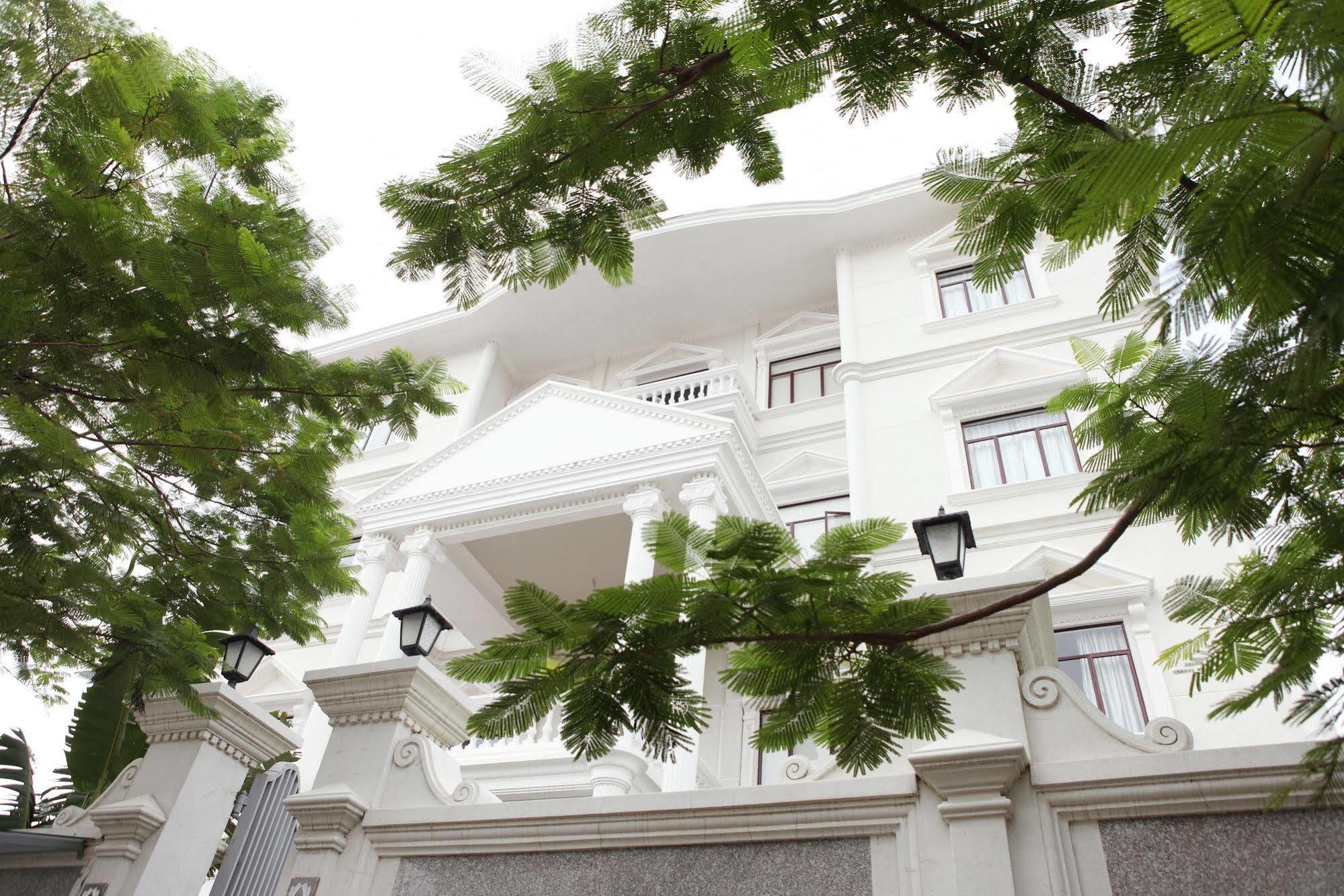 White Mansion 白色公馆 Hotel Phnom Penh